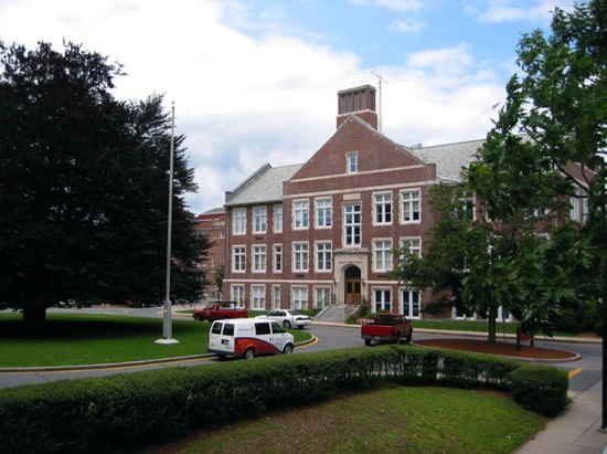 Permalink to: "Worcester Polytechnic Institute School of Business"