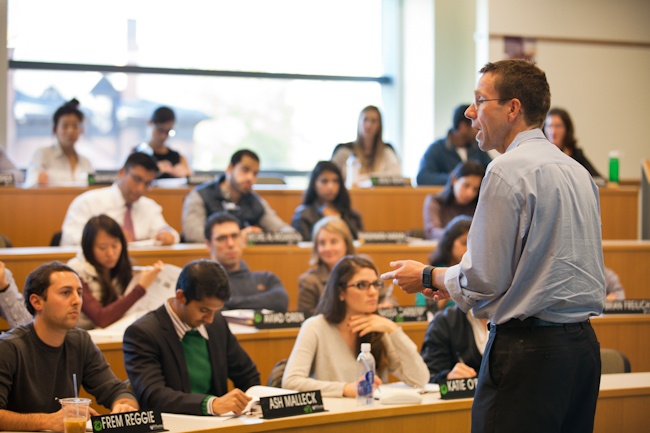 Wharton School operations and innovation management professor Christian Terwiesch teaching class - Ethan Baron photo