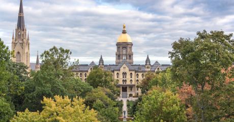 Permalink to: "Notre Dame Reports Record Outcomes For 2022 MBA Class"