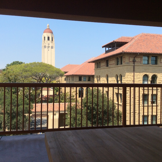 Lounge & Terrace: This space offers a spectacular view of the foothills, Toyon (undergraduate residence) and Hoover Tower.