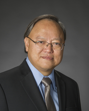 Dean Roger Huang, Notre Dame (Mendoza) offers advice to prevent you from making an MBA mistake 