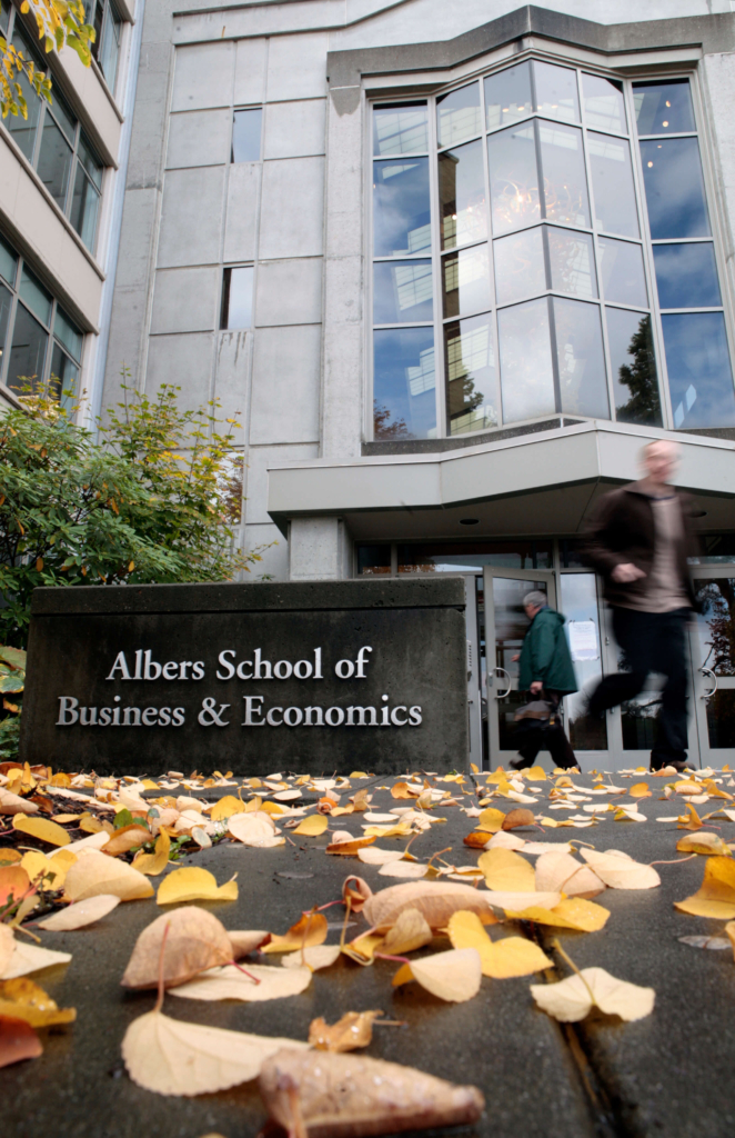Under the Radar: Seattle Albers' Business Analytics Program Prepares Students for Data-Driven Careers