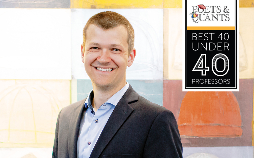 Congrats to Kristopher Keller of the UNC Kenan-Flagler Business School for being named a 2023 Best 40-Under-40 MBA Professor.