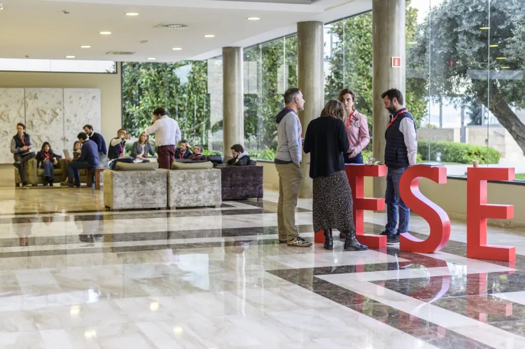 DRAFT: Consulting Picks Up The Slack As Tech Employment Collapses For IESE's 2023 MBAs