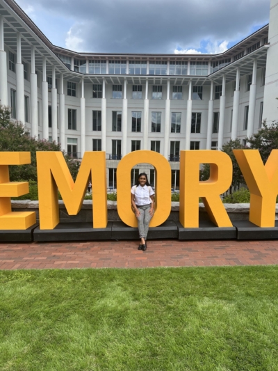 First class photo after orientation for Emory Goizueta's MBA Class of 2024