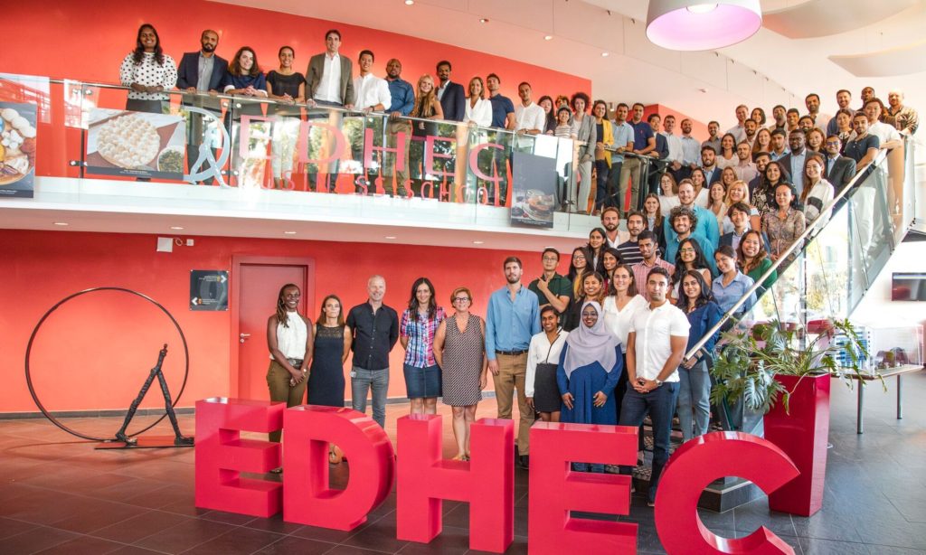 more-than-dollars-or-euros-the-real-roi-of-an-mba