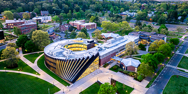 Reimagining The Graduate Business Curriculum In A World Where AI Is Ubiquitous